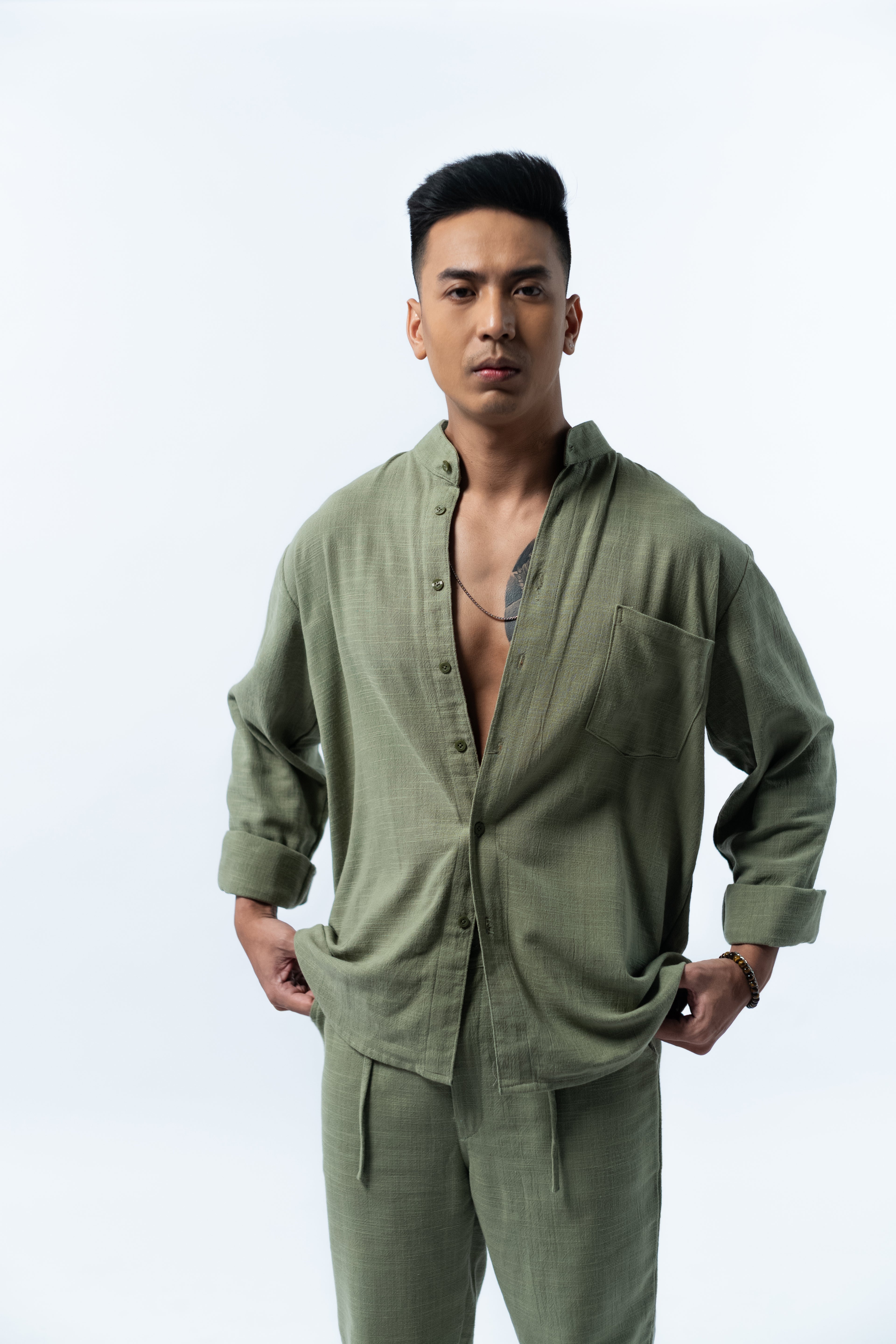 LaBonte - Men's Mandarin Collar Linen Shirt - Army Green Long Sleeve GAVINO