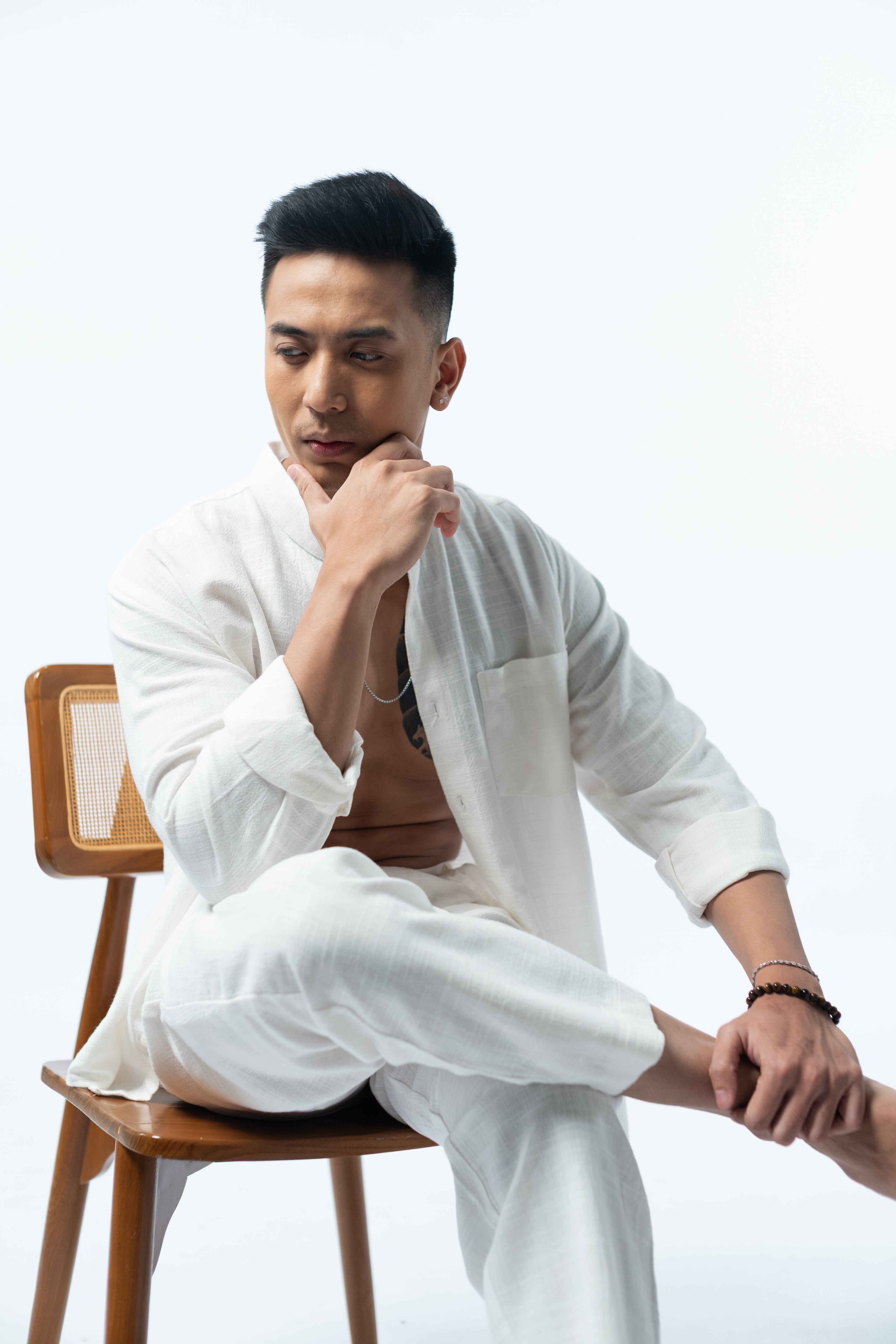 LaBonte - Men's Mandarin Collar Linen Shirt - White Long Sleeve GAVINO