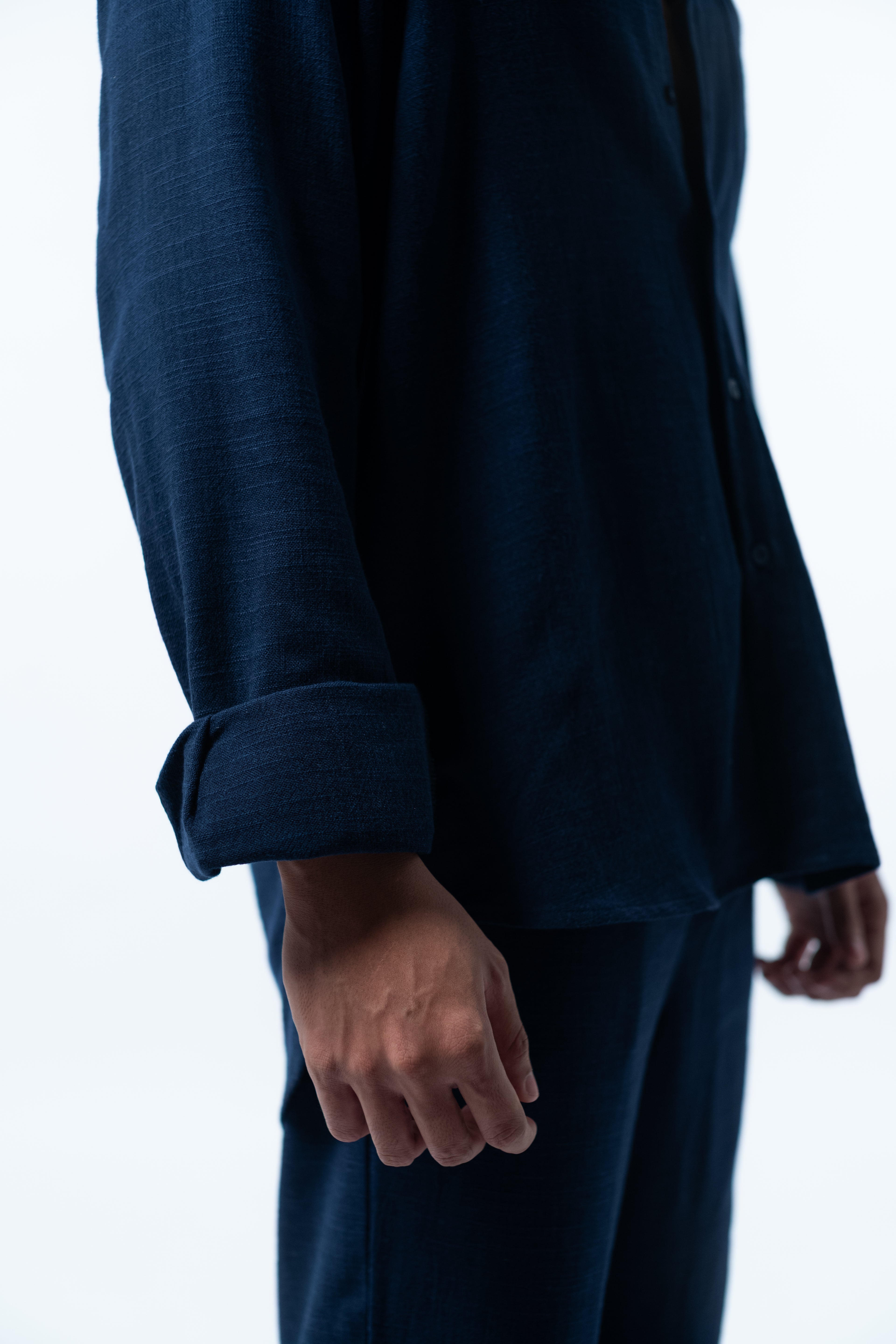 LaBonte - Men's Mandarin Collar Linen Shirt - Navy Long Sleeve GAVINO