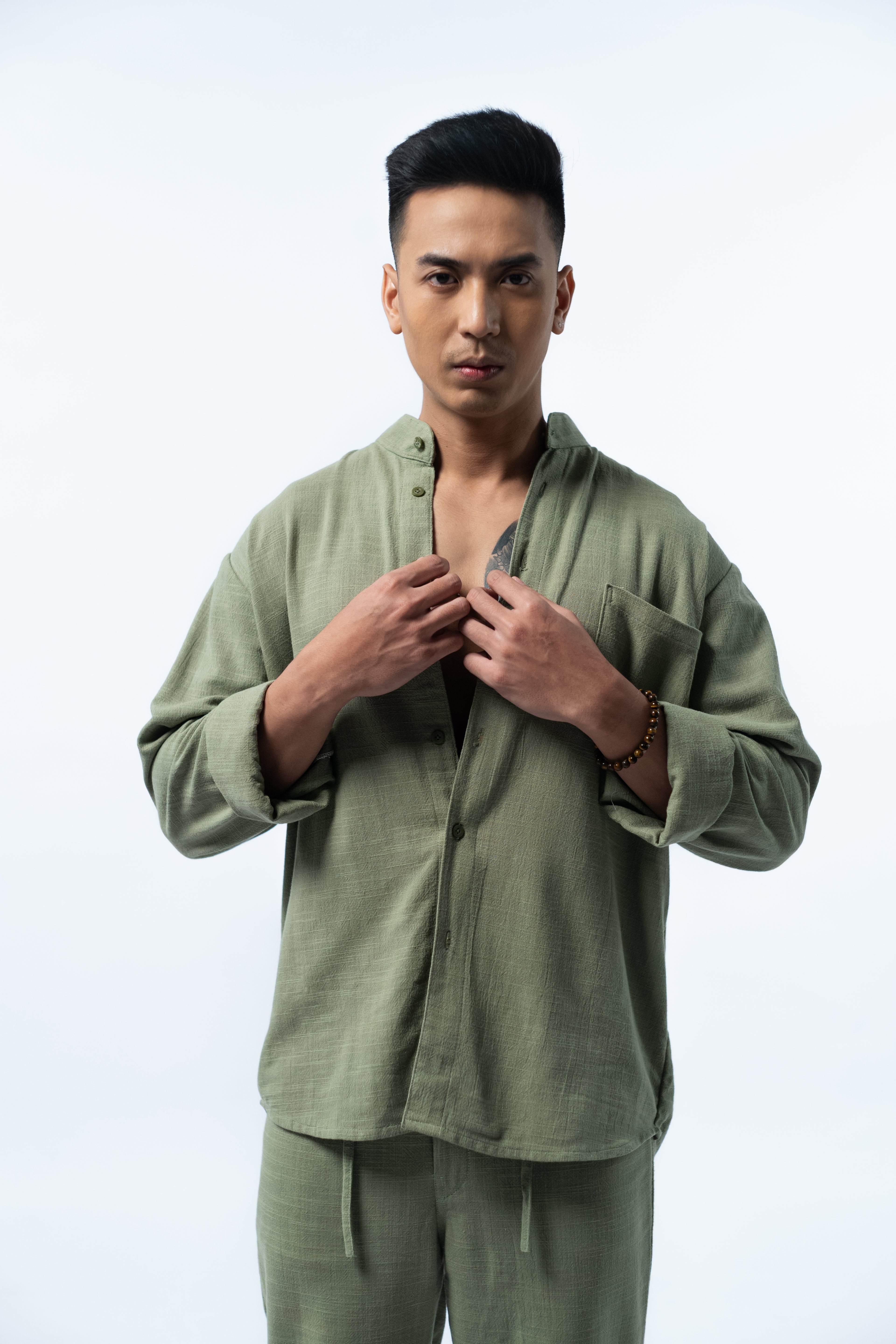 LaBonte - Men's Mandarin Collar Linen Shirt - Army Green Long Sleeve GAVINO