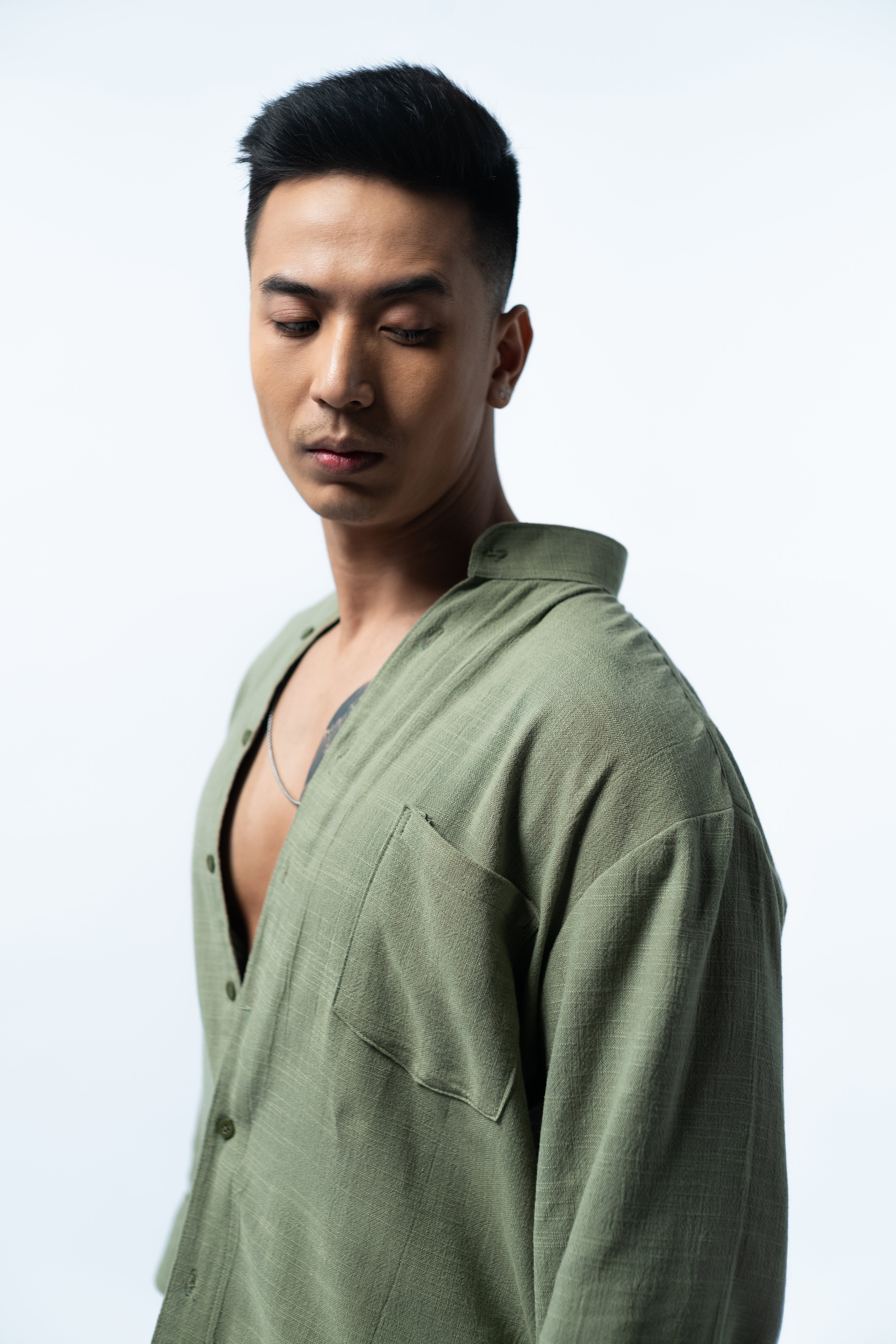 LaBonte - Men's Mandarin Collar Linen Shirt - Army Green Long Sleeve GAVINO