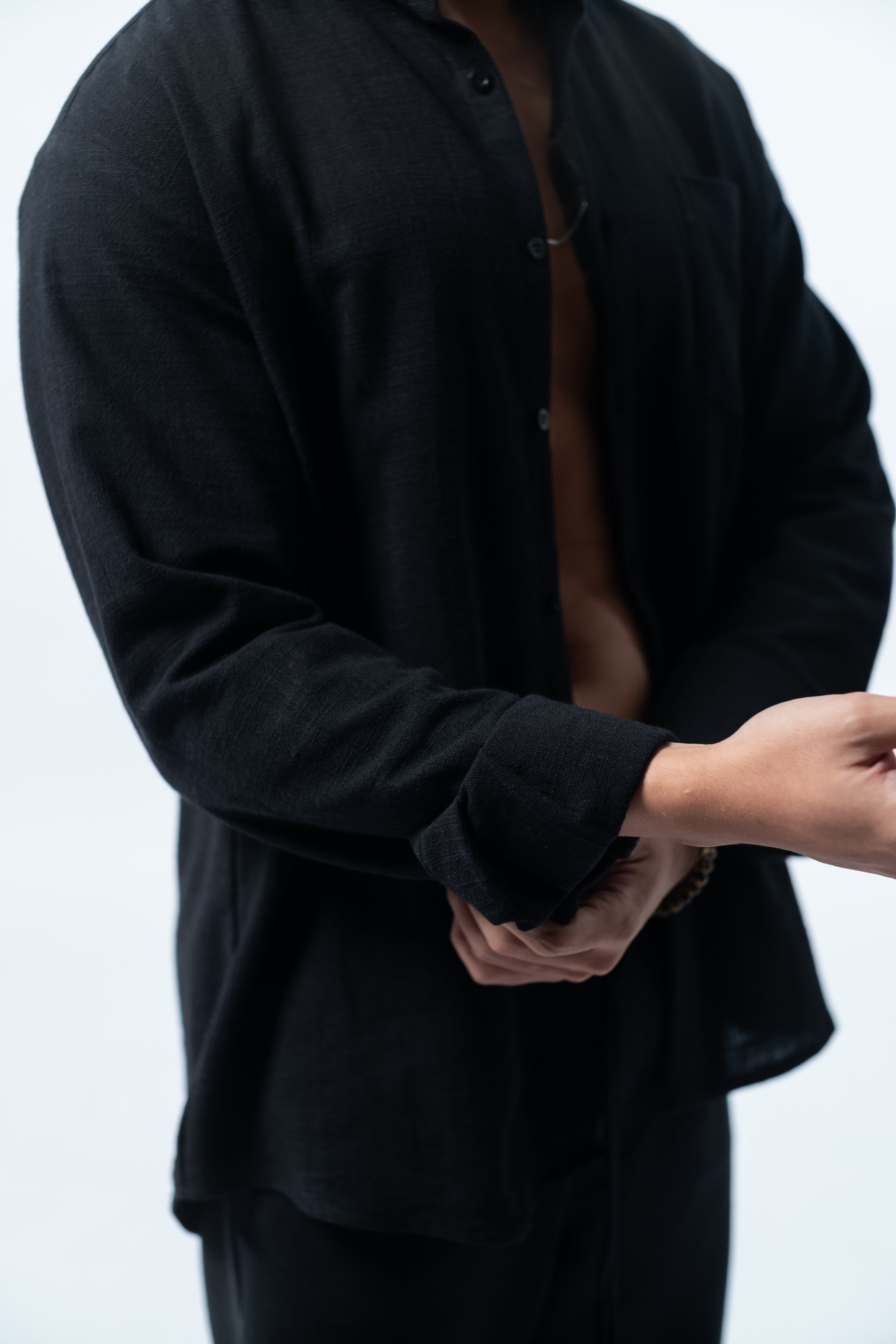 LaBonte - Men's Mandarin Collar Linen Shirt - Black Long Sleeve GAVINO